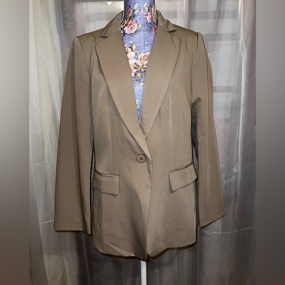Beige Brown Tan Blazer with Pockets - Picture 3 of 6